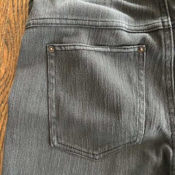 Hue Denim Black/Dark Gray Skinny Jeans Leggings / Size Medium - Picture 3 of 3